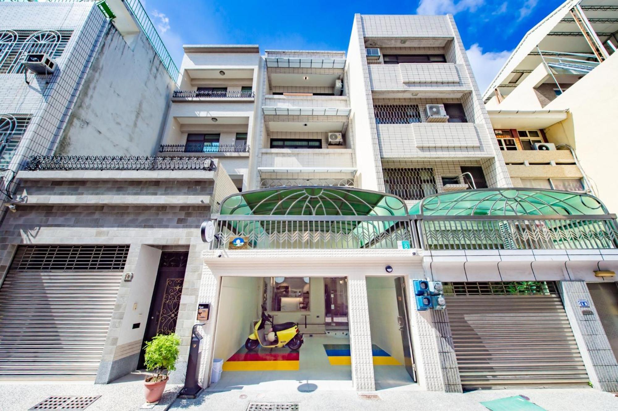 Long Stay Here Tainan Esterno foto